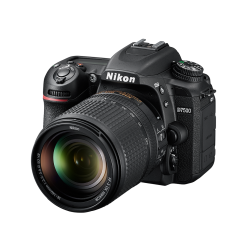 Nikon D 7500 + AF-S DX...