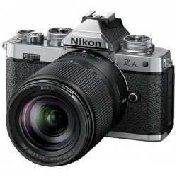 Nikon Z fc + Z DX 18-140MM F/3.5-6.3 VR