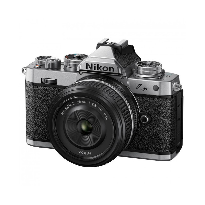 Nikon Z fc + Z DX 28mm f/2.8 SE